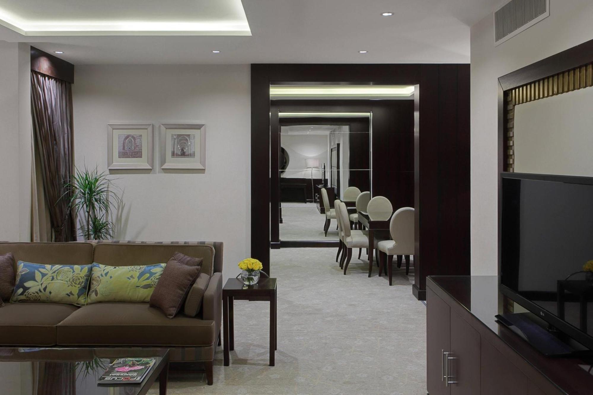 Riyadh Marriott Hotel Экстерьер фото
