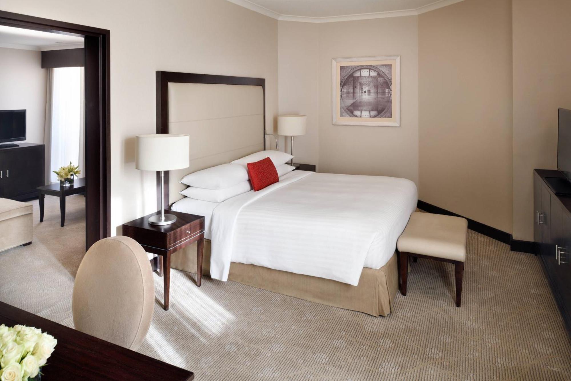 Riyadh Marriott Hotel Экстерьер фото